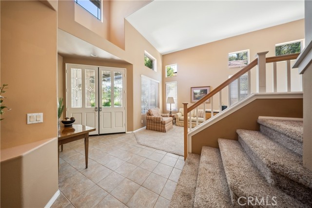 27628 Deerfield Lane, Valencia CA: https://media.crmls.org/medias/b776e59d-88b9-4b16-b14f-1c1c183e97ad.jpg