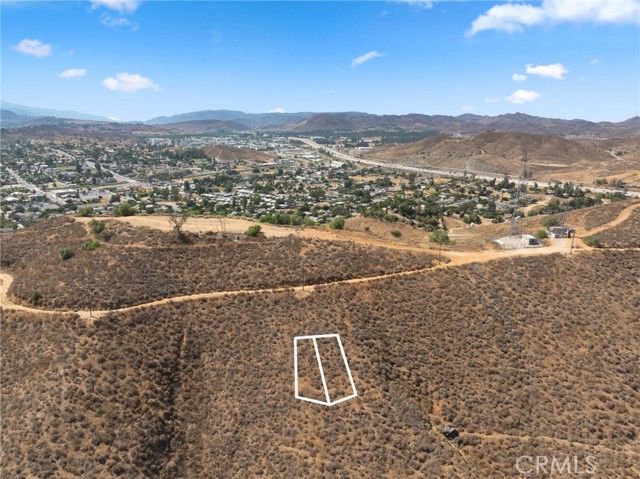 Detail Gallery Image 10 of 36 For 1 Flagstaff, Lake Elsinore,  CA 92532 - – Beds | – Baths