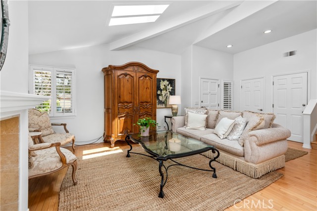 22 Santa Cruz Court, Manhattan Beach, California 90266, 3 Bedrooms Bedrooms, ,Residential,Sold,Santa Cruz,SB23136027