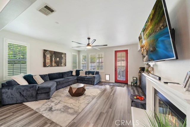 Detail Gallery Image 24 of 48 For 1129 Shady Creek Dr, San Bernardino,  CA 92407 - 3 Beds | 2 Baths
