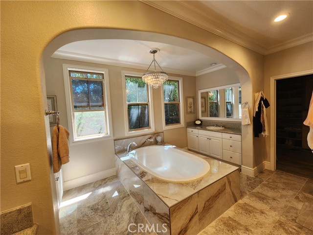 1 David Street, Ladera Ranch CA: https://media.crmls.org/medias/b77826b9-9dc0-4477-9718-b7e31def4d2b.jpg