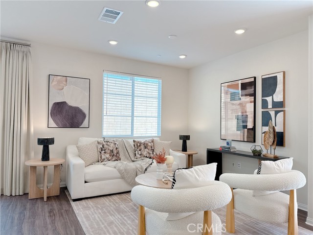 Detail Gallery Image 2 of 18 For 1439 Prairie Rose Lane, Upland,  CA 91786 - 3 Beds | 2/1 Baths