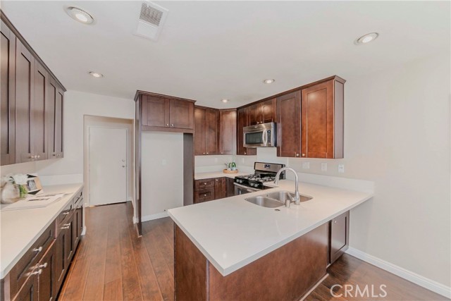 Detail Gallery Image 18 of 50 For 2422 Coventry Cir #47,  Fullerton,  CA 92833 - 3 Beds | 1/1 Baths