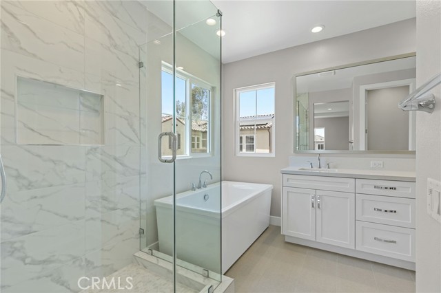 726 Olivier Drive, Placentia CA: https://media.crmls.org/medias/b778d0fe-27cf-4aa7-862d-3d3e72ed38cc.jpg