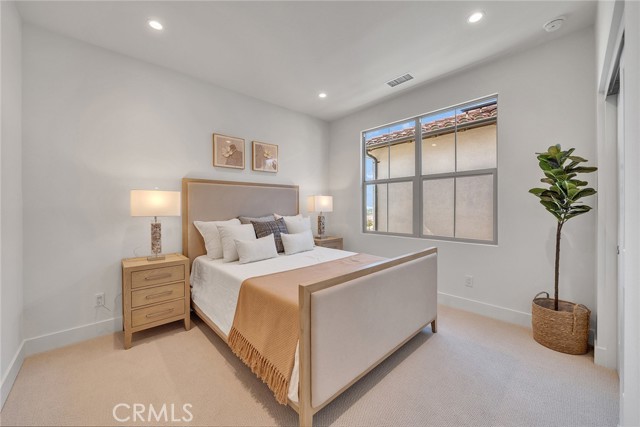 104 Eversedge, Irvine CA: https://media.crmls.org/medias/b778e4f2-09d1-4a0b-9ec4-2f61ba1a3313.jpg