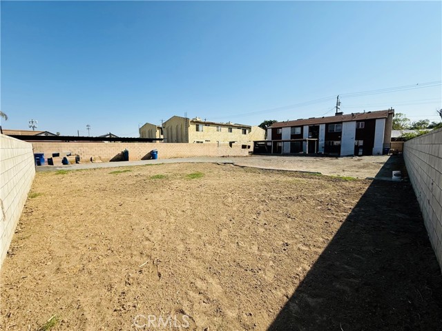 Detail Gallery Image 8 of 9 For 326 Stephens, Bakersfield,  CA 93304 - – Beds | – Baths