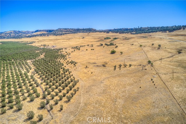 16 Rocky Drive, Oroville CA: https://media.crmls.org/medias/b779e25b-d12e-48d6-b8b4-da7cd46db655.jpg