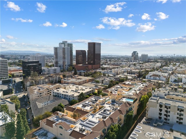 Detail Gallery Image 22 of 22 For 11500 San Vicente Bld #202,  Los Angeles,  CA 90049 - 3 Beds | 3/1 Baths