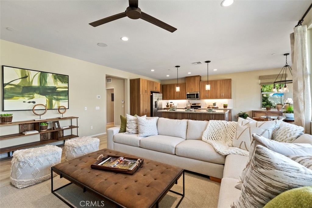 1226 Flagstone Lane, Hemet, CA 92545