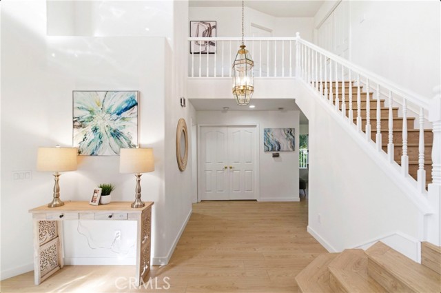 Detail Gallery Image 6 of 67 For 28360 Easton Ln, Saugus,  CA 91350 - 5 Beds | 3 Baths