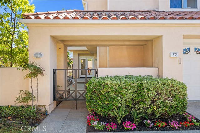 32 Belcanto, Irvine CA: https://media.crmls.org/medias/b77cd58a-ff9e-4638-a5e6-13e45a26e0bc.jpg