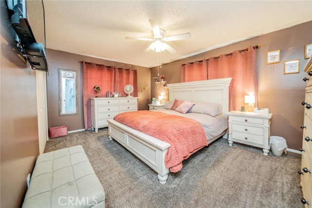 Detail Gallery Image 13 of 20 For 25940 Date, San Bernardino,  CA 92404 - 3 Beds | 2 Baths
