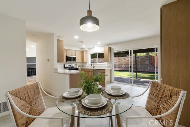 Detail Gallery Image 11 of 41 For 7921 Onyx Ct, Rancho Cucamonga,  CA 91730 - 4 Beds | 2/1 Baths