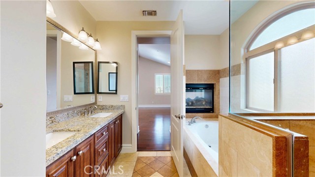 2607 Huntington Lane, Redondo Beach, California 90278, 4 Bedrooms Bedrooms, ,4 BathroomsBathrooms,Residential,For Sale,Huntington,SB25241888 2607 Huntington Lane, Redondo Beach, California 90278, 4 Bedrooms Bedrooms, ,4 BathroomsBathrooms,Residential,For Sale,Huntington,SB25241888