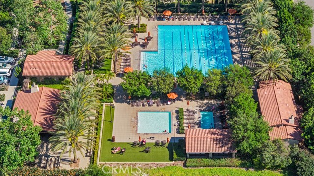 Detail Gallery Image 13 of 39 For 25 Umbria, Lake Forest,  CA 92630 - 4 Beds | 3 Baths