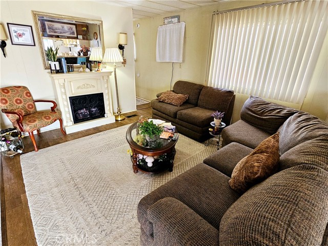 Detail Gallery Image 4 of 11 For 7484 Kickapoo #13 Trl, Yucca Valley,  CA 92284 - 2 Beds | 2 Baths