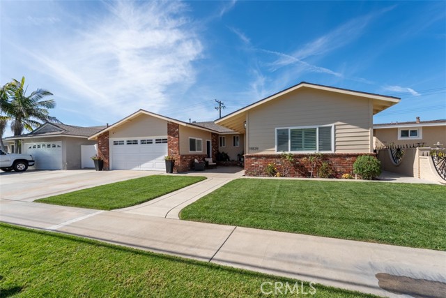 Detail Gallery Image 3 of 45 For 15539 Escalona, La Mirada,  CA 90638 - 4 Beds | 2 Baths