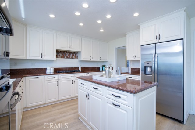 28361 Chat Drive, Laguna Niguel CA: https://media.crmls.org/medias/b77f766e-b89f-4835-877d-081135fabc20.jpg