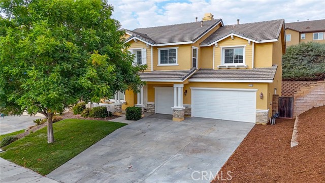 Detail Gallery Image 1 of 51 For 35213 Nightingale St, Winchester,  CA 92596 - 4 Beds | 2/1 Baths