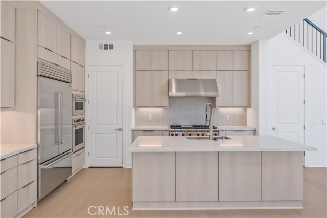 169 Creation, Irvine CA: https://media.crmls.org/medias/b781fdef-d7d8-4b38-8622-8b93b347f7e8.jpg