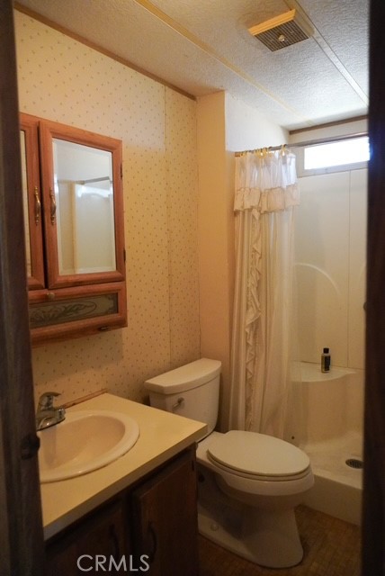 Detail Gallery Image 14 of 17 For 1290 Middlehoff Ln, Oroville,  CA 95965 - 2 Beds | 2 Baths