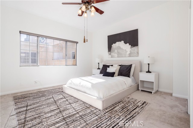 Detail Gallery Image 21 of 25 For 5240 Vantage, Valley Village,  CA 91607 - 2 Beds | 3 Baths