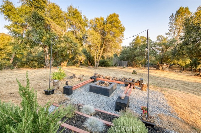 Detail Gallery Image 38 of 67 For 40955 Jean Road, Oakhurst,  CA 93644 - 4 Beds | 3 Baths