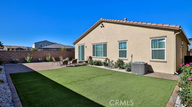 Backyard (cont)