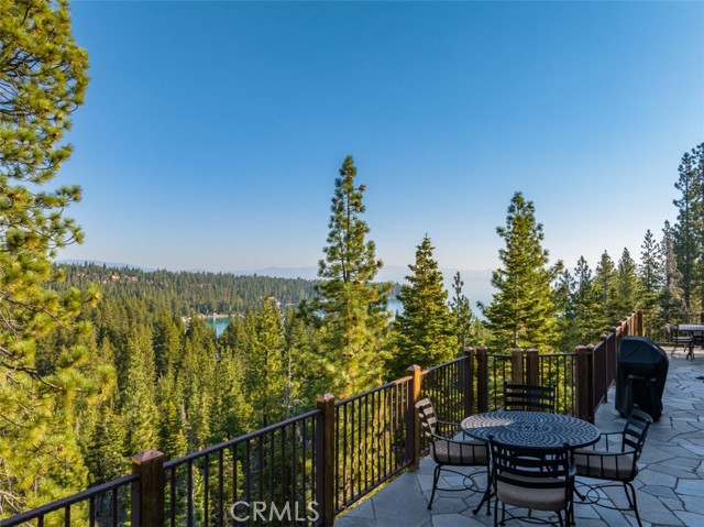 Detail Gallery Image 8 of 51 For 468 Bay View Dr, Tahoma,  CA 96142 - 5 Beds | 3/1 Baths