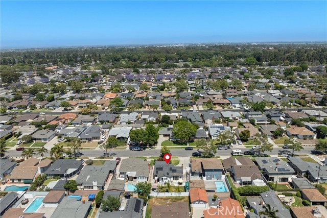 2851 Ladoga Avenue, Long Beach CA: https://media.crmls.org/medias/b784627a-8893-4fc7-92fe-6732e941722f.jpg