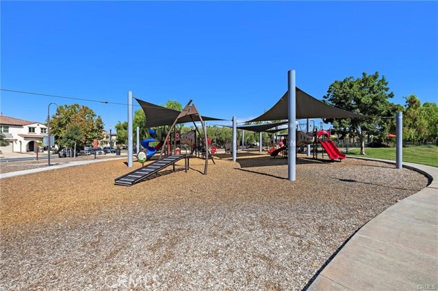 Detail Gallery Image 20 of 21 For 3471 E Pine Ridge Loop, Ontario,  CA 91761 - 3 Beds | 2/1 Baths