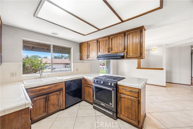 Detail Gallery Image 9 of 25 For 28930 Gifford, Moreno Valley,  CA 92555 - 4 Beds | 2 Baths