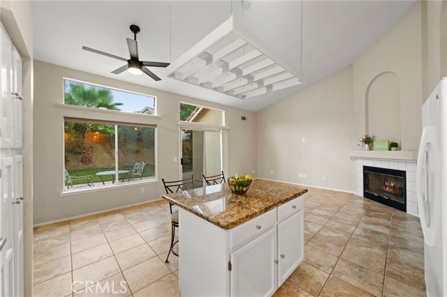 Detail Gallery Image 13 of 42 For 43101 Corte Almonte, Temecula,  CA 92592 - 3 Beds | 2 Baths