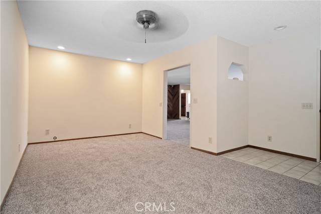 5422 Golondrina Drive, San Bernardino CA: https://media.crmls.org/medias/b7873ac7-75ab-4654-96a4-ee4883a146c4.jpg