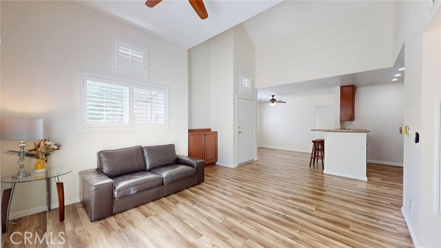 Detail Gallery Image 1 of 38 For 24420 Flaxwood Ln #204,  Newhall,  CA 91321 - 2 Beds | 2 Baths
