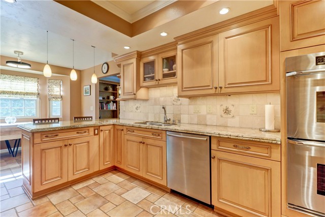 Detail Gallery Image 16 of 53 For 2711 Sweetbriar Dr, Claremont,  CA 91711 - 4 Beds | 2/1 Baths