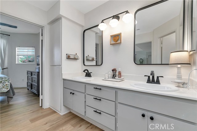 Detail Gallery Image 14 of 22 For 23705 Del Monte Dr #236,  Valencia,  CA 91355 - 1 Beds | 1 Baths