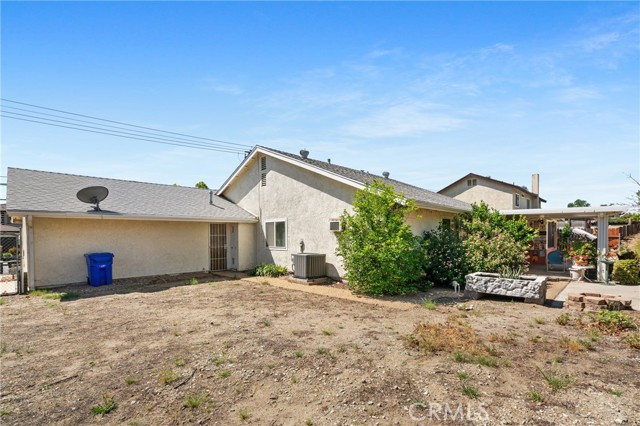 Detail Gallery Image 34 of 38 For 366 Bohnert Ave, Rialto,  CA 92377 - 3 Beds | 2 Baths