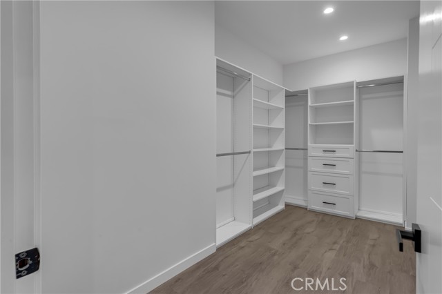5196 Orange Place, Los Angeles CA: https://media.crmls.org/medias/b7887c20-a2fd-4473-9bf1-cffcabfb8219.jpg