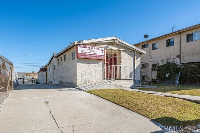 Detail Gallery Image 3 of 41 For 11154 S Broadway, Los Angeles,  CA 90061 - 5 Beds | 4 Baths