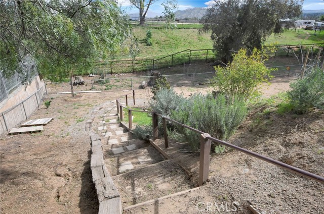 Detail Gallery Image 39 of 43 For 5970 Avenue Juan Bautista, Jurupa Valley,  CA 92509 - 4 Beds | 2 Baths