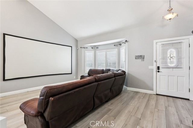 Detail Gallery Image 7 of 45 For 1278 Millbrook, Corona,  CA 92882 - 5 Beds | 3 Baths