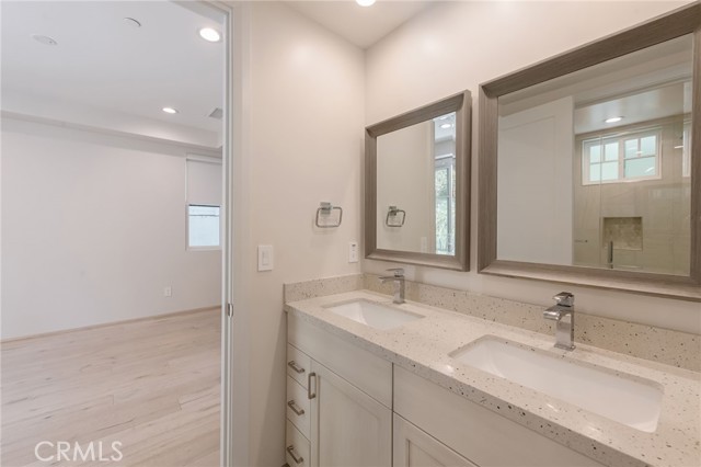 223 Irena Avenue, Redondo Beach, California 90277, 4 Bedrooms Bedrooms, ,4 BathroomsBathrooms,Residential,For Sale,Irena,SB25254754