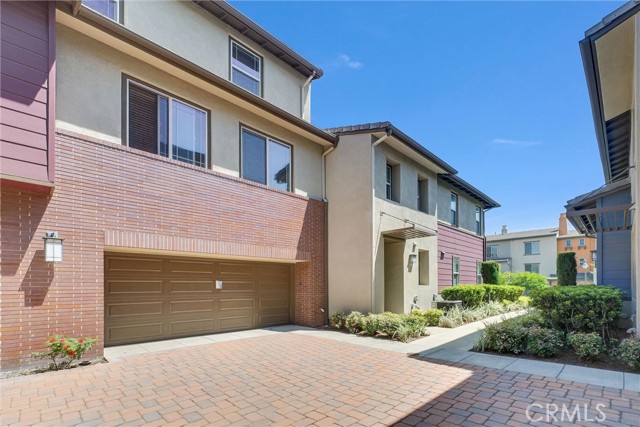 Detail Gallery Image 3 of 30 For 12455 Benton Dr #2,  Rancho Cucamonga,  CA 91739 - 3 Beds | 2 Baths