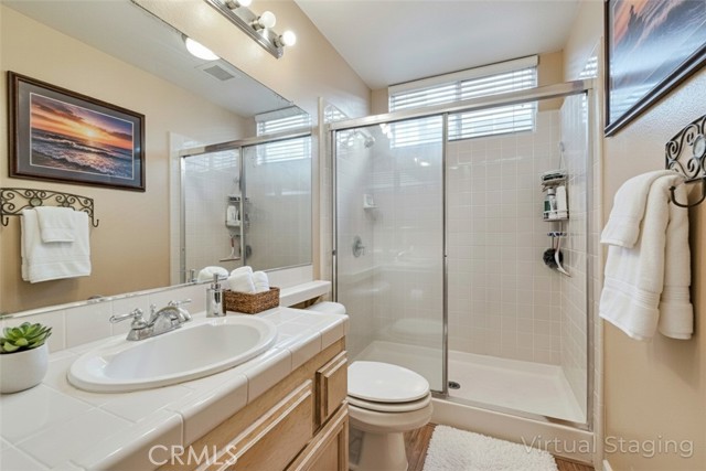 Detail Gallery Image 22 of 46 For 14218 Yellowstone Ln, Canyon Country,  CA 91387 - 6 Beds | 4 Baths