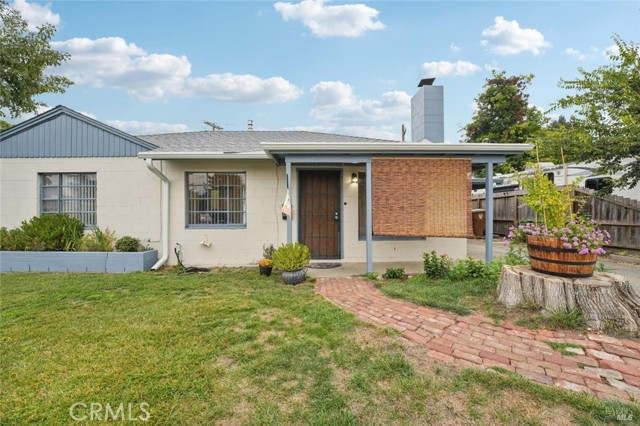 68 Glenwood Drive, Napa CA: https://media.crmls.org/medias/b78c408a-17ab-484c-a1ce-035044ffa62b.jpg