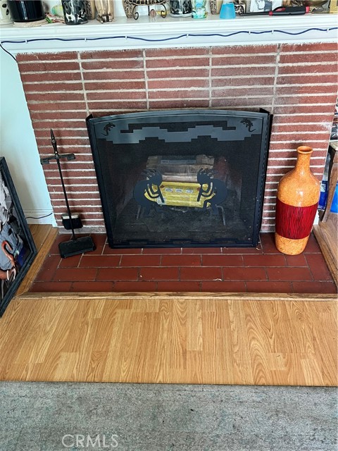 1923 W 115th Street, Los Angeles CA: https://media.crmls.org/medias/b78e645a-cc7e-47e1-b900-cc4a90dfeac8.jpg