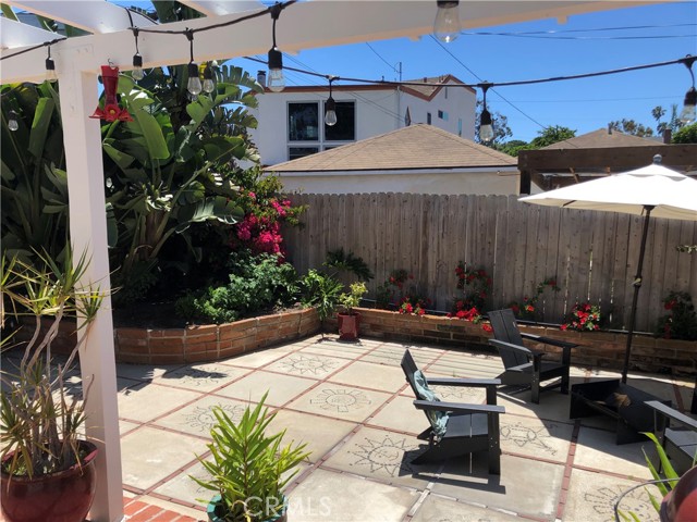 636 23rd Street, Manhattan Beach, California 90266, 4 Bedrooms Bedrooms, ,2 BathroomsBathrooms,Residential,Sold,23rd,SB21125947