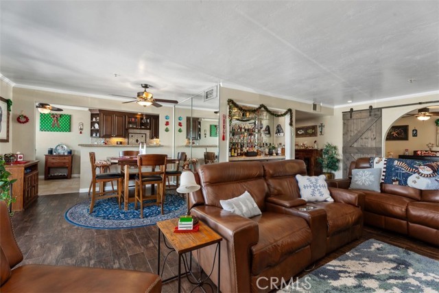 Detail Gallery Image 6 of 48 For 16255 Pacific Cir #204,  Huntington Beach,  CA 92649 - 3 Beds | 3 Baths