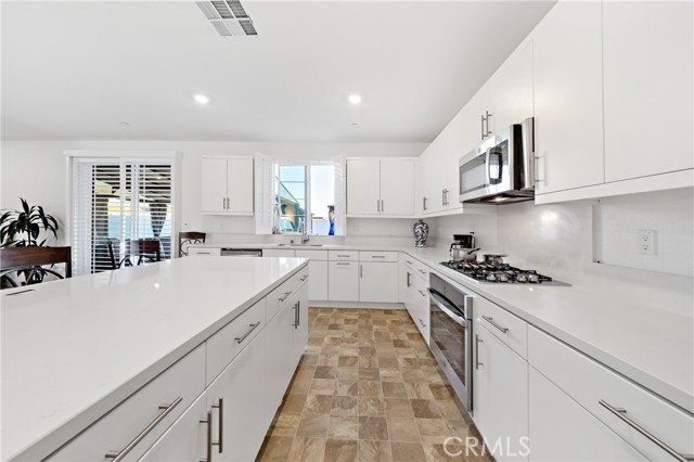 30842 White Pines, Menifee CA: https://media.crmls.org/medias/b78eebff-4b02-49c4-82fa-c968f6bc6e7b.jpg